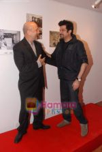 Anil Kapoor, Anupam Kher at Anupam Kher_s art exhibition in Bandra on 7th Sept 2010 (3).JPG